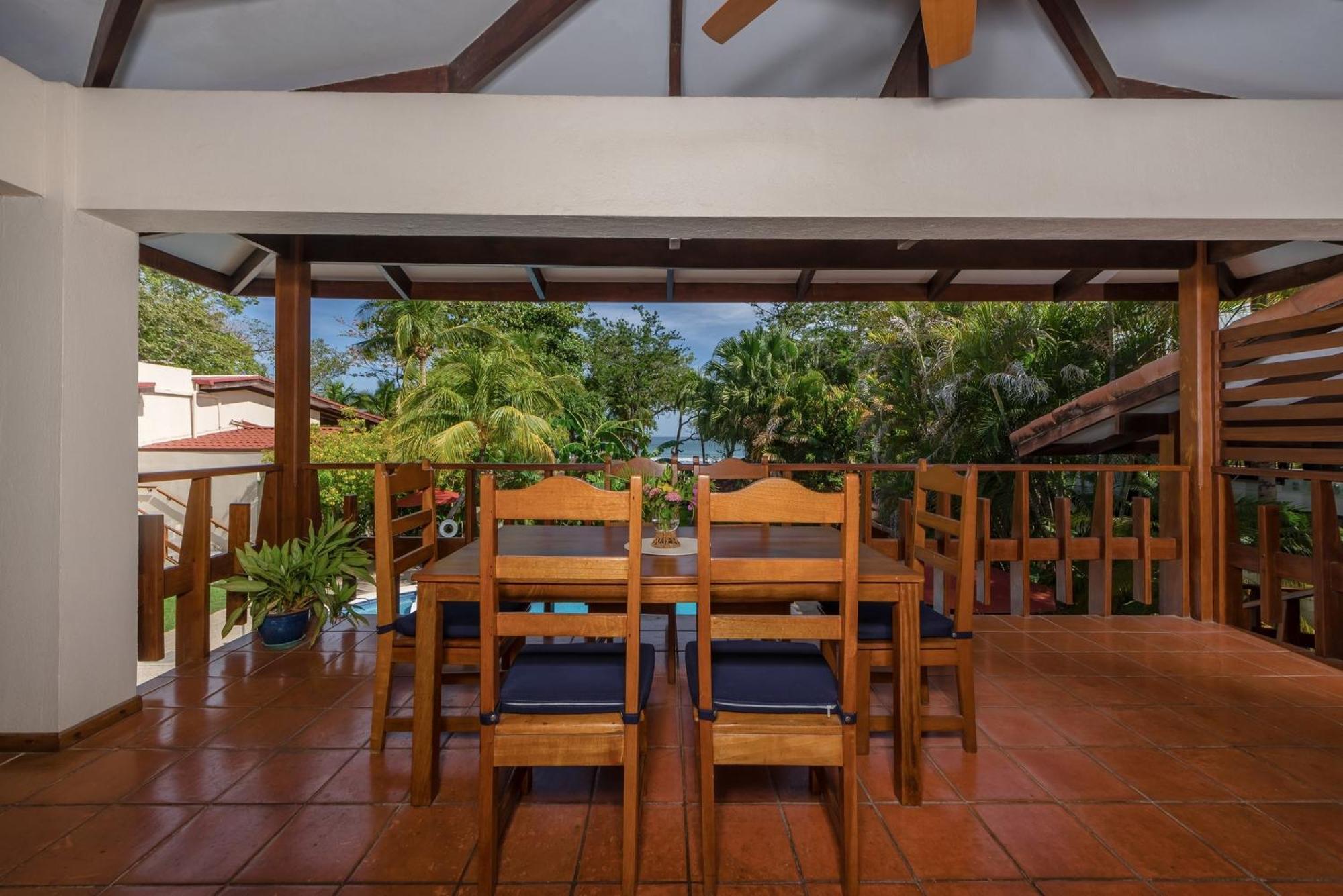 The Coast Beachfront Hotel Tamarindo Zimmer foto